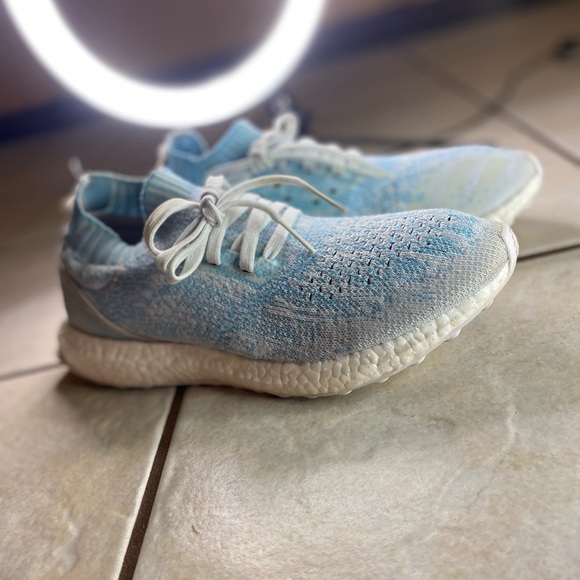 Adidas Ultraboost Uncaged Parley
Size 7.5 men’s main image 7